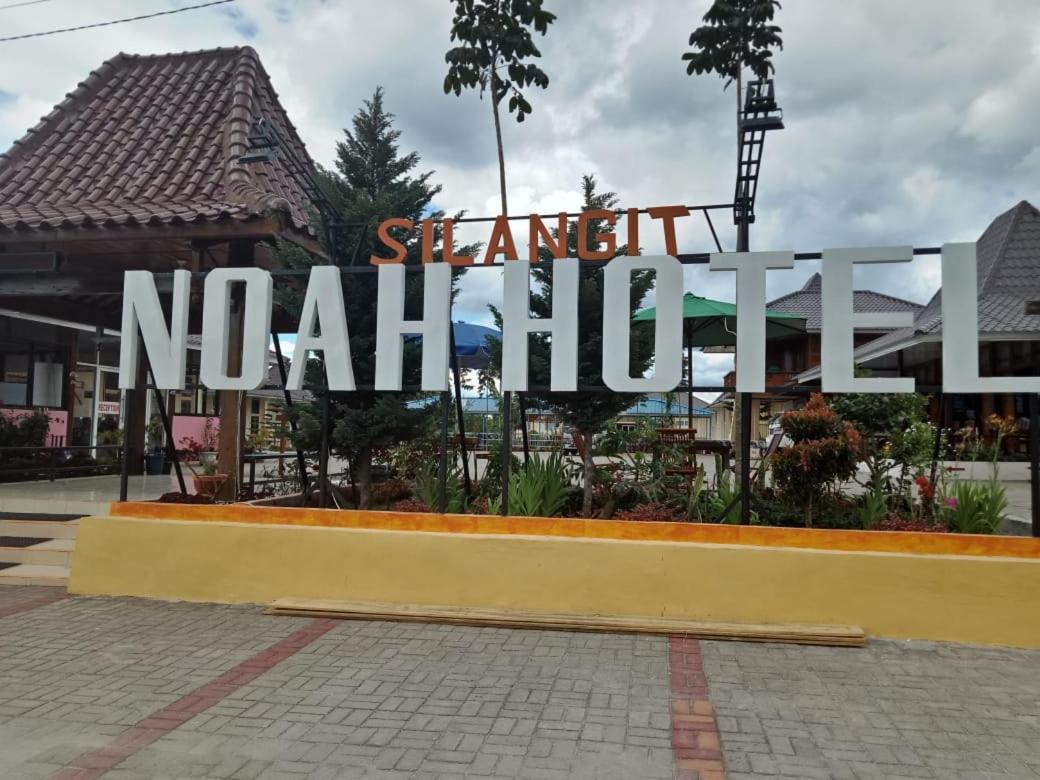 Noah Hotel Silangit Siborongborong Екстериор снимка