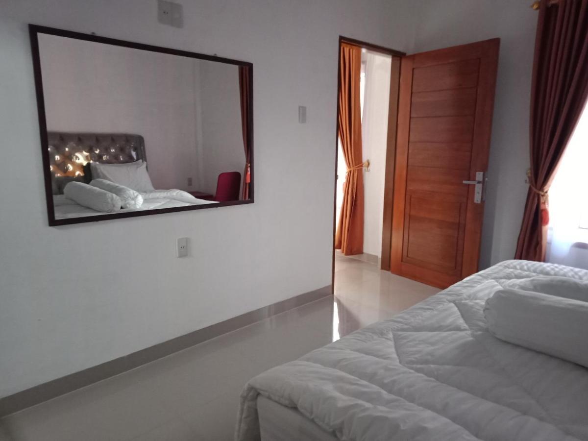 Noah Hotel Silangit Siborongborong Екстериор снимка